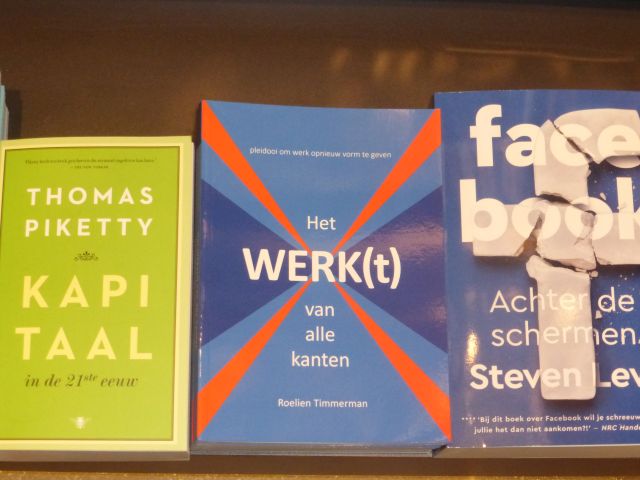 De_Kler_boek_op_schap.jpg